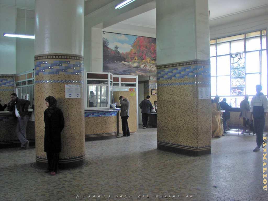ORAN interieur de la grande poste.JPG